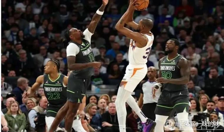 3月29日常规赛:太阳对阵森林狼 兰德尔精彩表现集锦 3月29日常规赛:太阳对阵森林狼 兰德尔精彩表现集锦